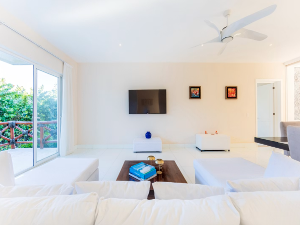 Luxurious Punta Cana Villa with Private Pool & Beach Access